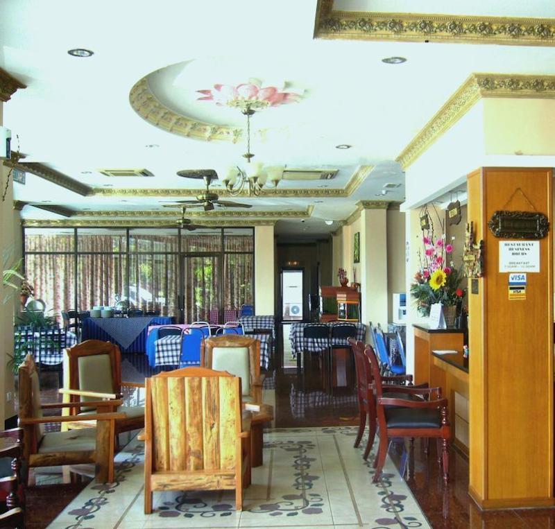 Langkawi Baron Hotel Kuah Buitenkant foto