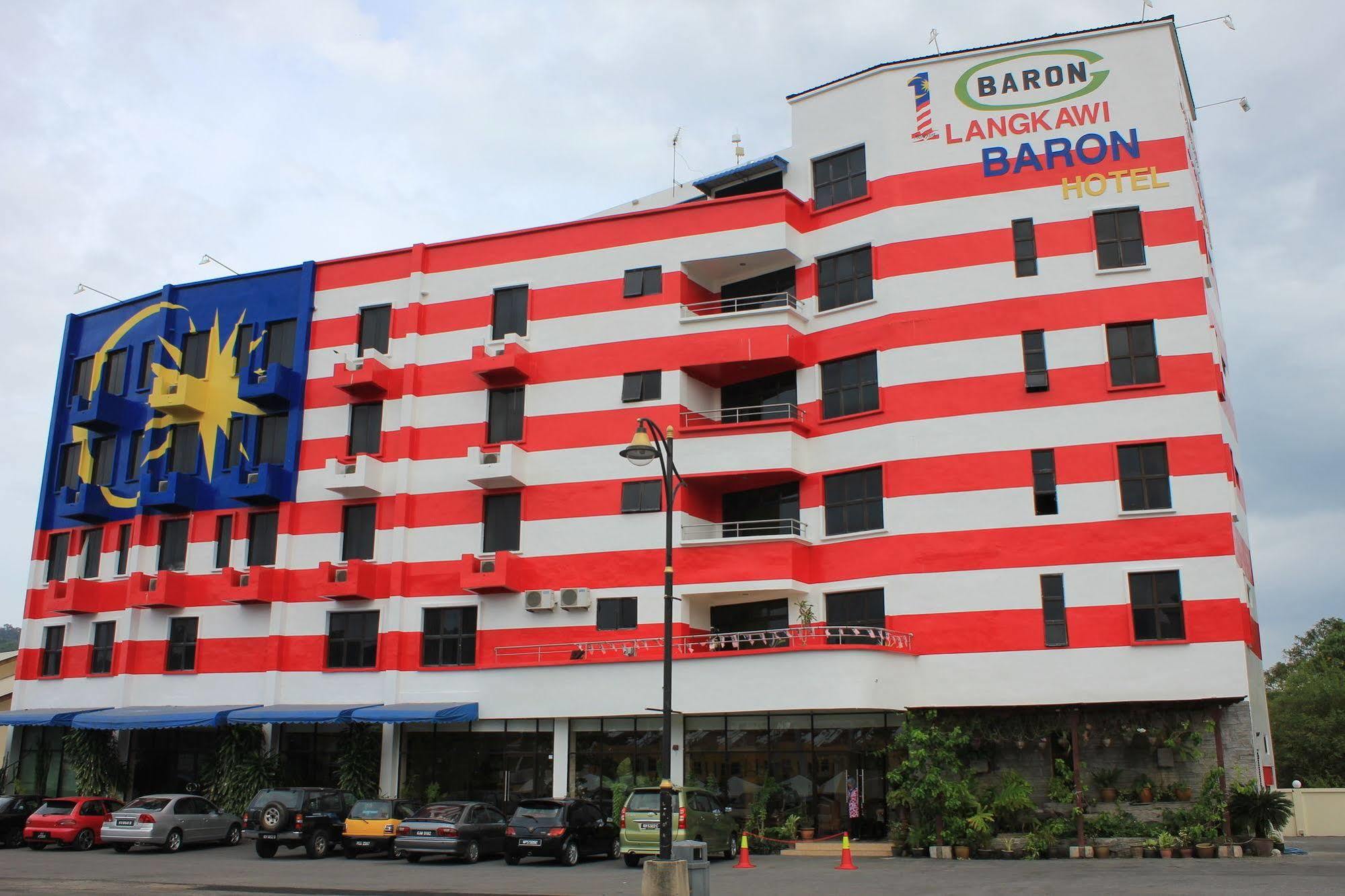 Langkawi Baron Hotel Kuah Buitenkant foto