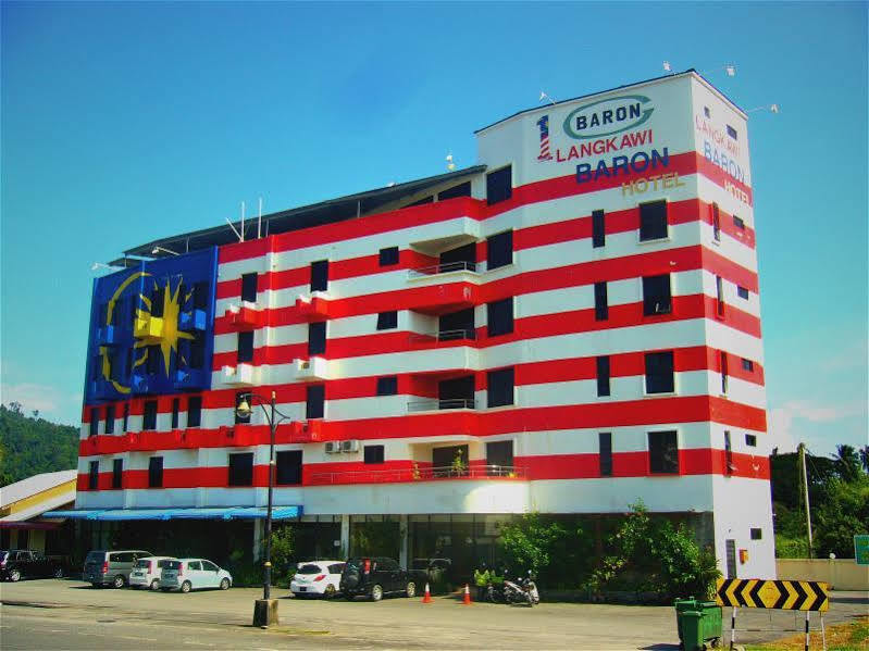 Langkawi Baron Hotel Kuah Buitenkant foto